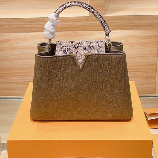 lvs designer handbags louiss tote bag luxuries designers women crossbody handbag shoulder totes bags purses wallet l7be 
lvs designer handbags louiss tote bag luxuries designers women crossbody handbag shoulder totes bags purses wallet l7be