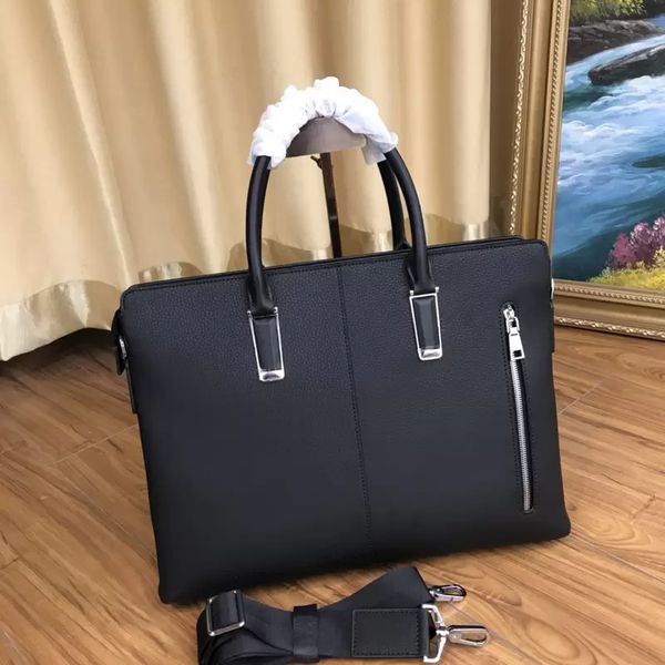 luxury men shoulder briefcase genuine leather designer handbag business lapbag messenger bags totes quality men's luggage computer hand
luxury men shoulder briefcase genuine leather designer handbag business lapbag messenger bags totes quality men's luggage computer hand