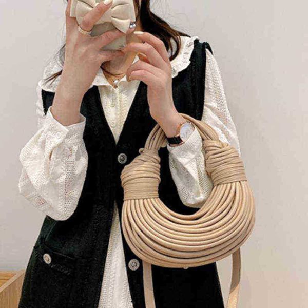 evening bags 2022 trend new line bundle clutch bag for female women's handbag and purse designer shoulder senior hobos 220623
evening bags 2022 trend new line bundle clutch bag for female women's handbag and purse designer shoulder senior hobos 220623