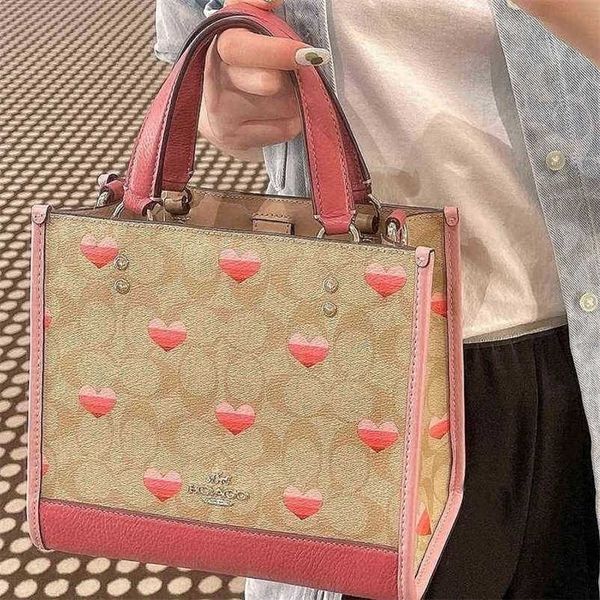coch designer fashion luxury handbag women inclined bag shoulder bags cc versatile purses cochs totes large capacity saddle coal wallet 5aop
coch designer fashion luxury handbag women inclined bag shoulder bags cc versatile purses cochs totes large capacity saddle coal wallet 5aop