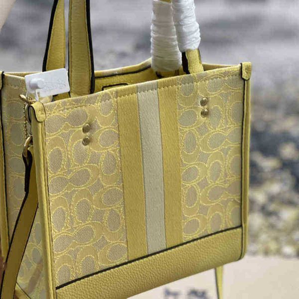 designer luxury women bag coch handbag fashion inclined shoulder bags cc versatile purses cochs totes large capacity saddle coal wallet 5a1b
designer luxury women bag coch handbag fashion inclined shoulder bags cc versatile purses cochs totes large capacity saddle coal wallet 5a1b