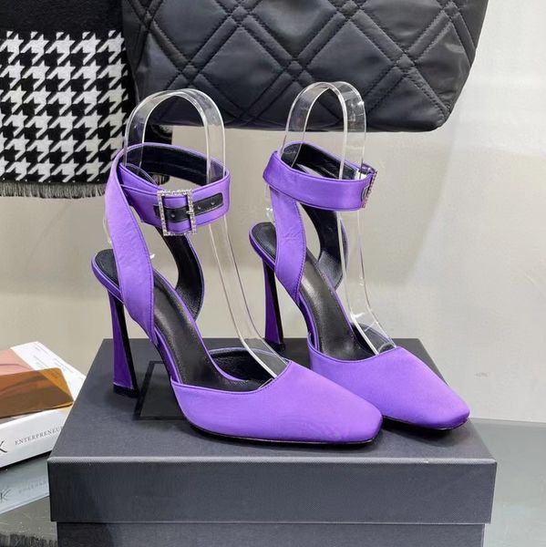 dress satin thick heel shallow sandals shoes with buckle decoration rose red heels square head fashion wedding partyshoes women's luxur, Black
dress satin thick heel shallow sandals shoes with buckle decoration rose red heels square head fashion wedding partyshoes women's luxur, Black