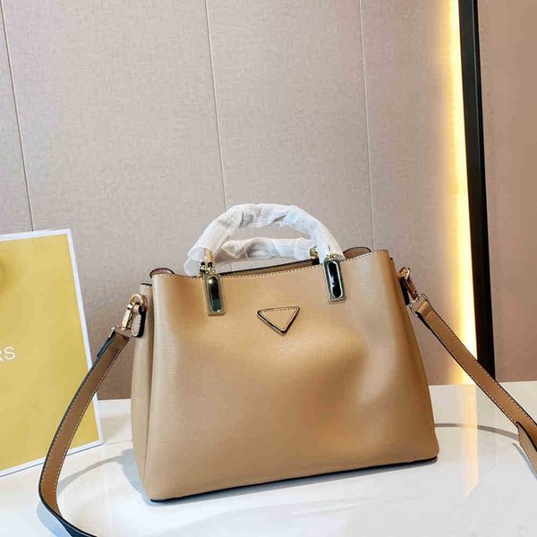 luxury designers bag leather women handbags fashion female crossbody handbag tote lady shoulder vintage bags 2021
luxury designers bag leather women handbags fashion female crossbody handbag tote lady shoulder vintage bags 2021