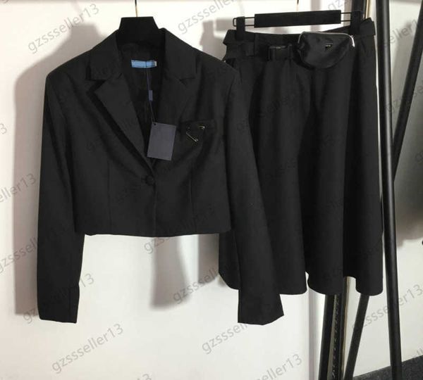 brand womens two pieces dress one button open lapel long sleeve short jacket triangle logo zipper fanny pack tall waist fold skirts designe, White
brand womens two pieces dress one button open lapel long sleeve short jacket triangle logo zipper fanny pack tall waist fold skirts designe, White