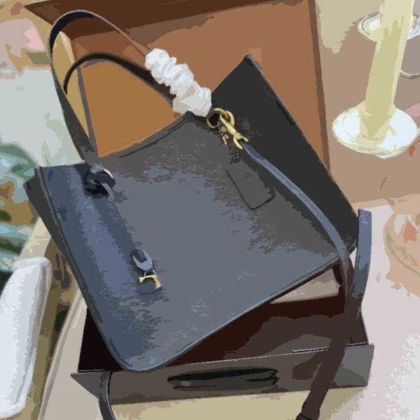 inclined handbag designer coch luxury fashion women bag shoulder bags cc versatile purses cochs totes large capacity saddle coal wallet 5alt
inclined handbag designer coch luxury fashion women bag shoulder bags cc versatile purses cochs totes large capacity saddle coal wallet 5alt