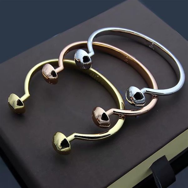 europe america fashion style lady women titanium steel engraved v initials double rivets open bangle bracelet 3 color275v, Black
europe america fashion style lady women titanium steel engraved v initials double rivets open bangle bracelet 3 color275v, Black