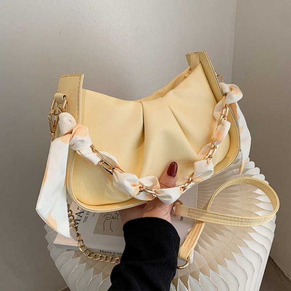 2022 evening bags woman 2022 summer new fashionable texture high sense of fashion solid color pleated silk scarf chain single shoulder
2022 evening bags woman 2022 summer new fashionable texture high sense of fashion solid color pleated silk scarf chain single shoulder