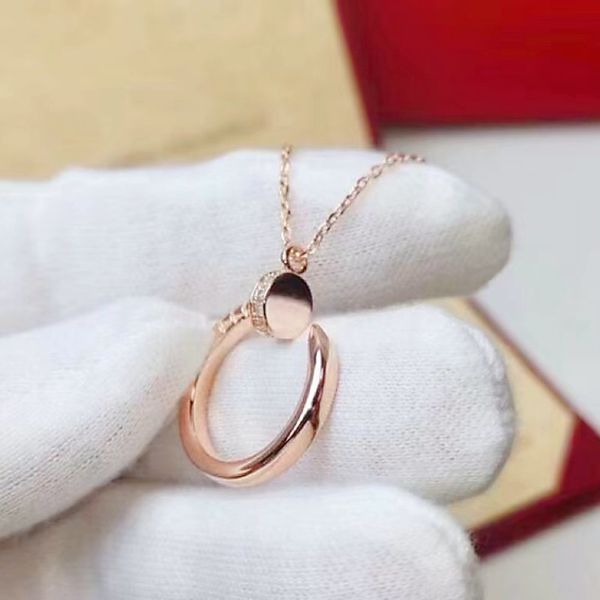 classic nail necklace luxury designer pendant 18k men's and women's holiday gift 316l stainless steel jewelry factory wholesale, Silver
classic nail necklace luxury designer pendant 18k men's and women's holiday gift 316l stainless steel jewelry factory wholesale, Silver