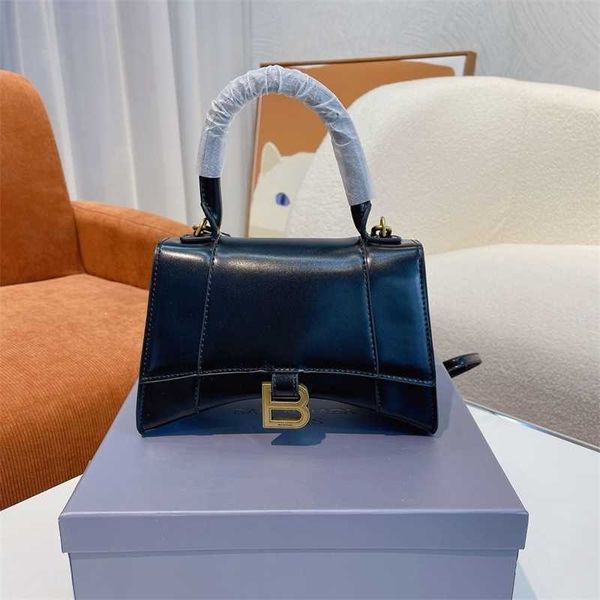 bags designer balencigas crossbody b's hourglass bag latest show women's original inside versatile high-end messenger quality
bags designer balencigas crossbody b's hourglass bag latest show women's original inside versatile high-end messenger quality