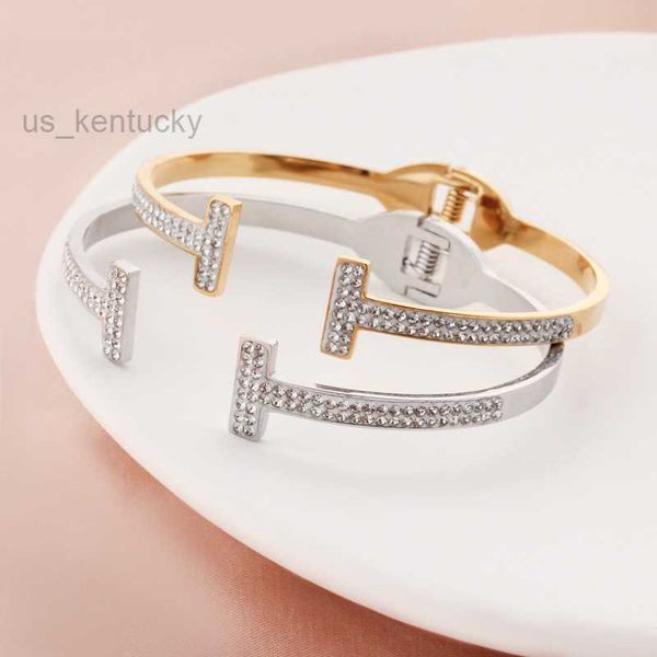 bangle japanese and korean simple design double t classic diamond inlaid open bracelet women's titanium steel ins style simple and vers, Black
bangle japanese and korean simple design double t classic diamond inlaid open bracelet women's titanium steel ins style simple and vers, Black
