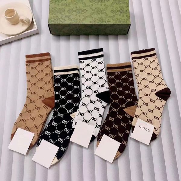 2023 fashion designers womens socks five pair luxe sports winter mesh letter printed sock with box, Black
2023 fashion designers womens socks five pair luxe sports winter mesh letter printed sock with box, Black