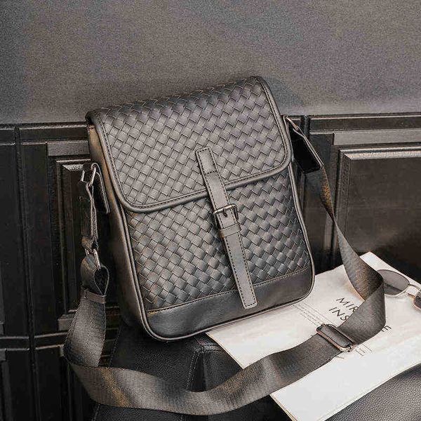 evening bag korean style men shoulder bag fashion weave leather handbags for mini sling crossbody male sac a main 220728
evening bag korean style men shoulder bag fashion weave leather handbags for mini sling crossbody male sac a main 220728