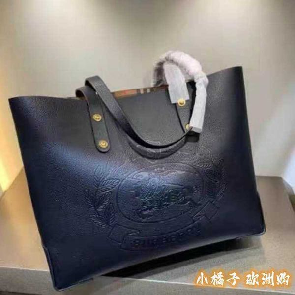 designer luxury women the tote bag fashion versatile handbags shoulder crossbody bags purse telfars totes large capacity saddle wallets 7a g
designer luxury women the tote bag fashion versatile handbags shoulder crossbody bags purse telfars totes large capacity saddle wallets 7a g