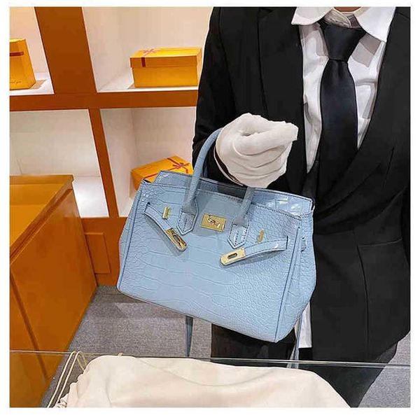 bags autumn winter crocodile pattern bag women's 2022 new versatile shoulder cross messenger purses
bags autumn winter crocodile pattern bag women's 2022 new versatile shoulder cross messenger purses
