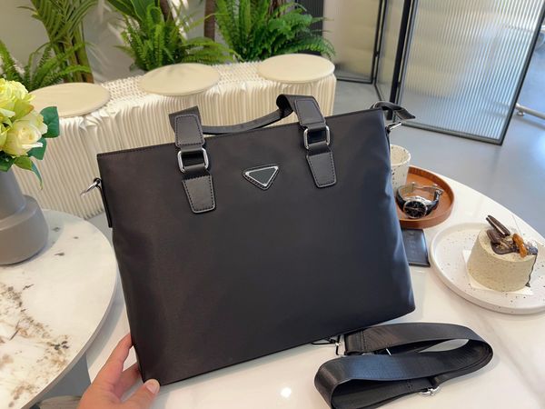 luxury briefcase men business bag computer bag designer embroidered nylon lapbags letter zipper messenger nameplates totes multifunctional h
luxury briefcase men business bag computer bag designer embroidered nylon lapbags letter zipper messenger nameplates totes multifunctional h