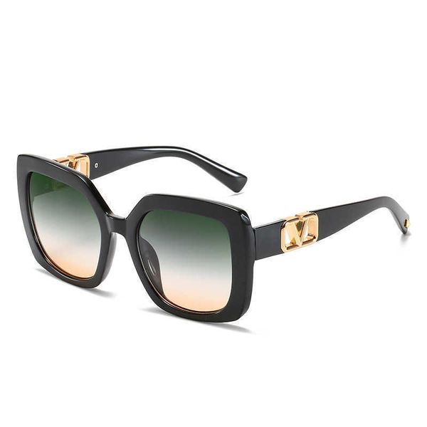 sunglasses fashion frames outdoor eyewear new classic large box women's fashion versatile net red trend v letter sunglasses 1922, White;black
sunglasses fashion frames outdoor eyewear new classic large box women's fashion versatile net red trend v letter sunglasses 1922, White;black