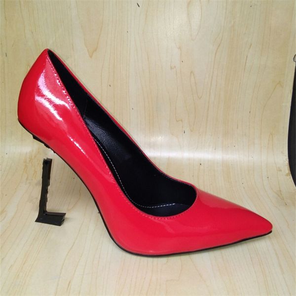 fashion dress shoes yslity women leather high heel metal buckle letter logo wedding party business casual flat shoes 01-017, Black
fashion dress shoes yslity women leather high heel metal buckle letter logo wedding party business casual flat shoes 01-017, Black