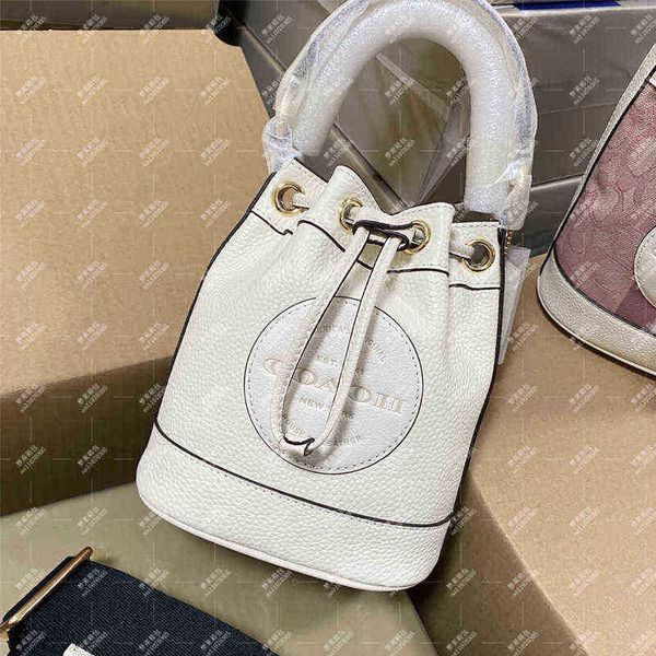 designer luxury women the tote bag fashion versatile handbags shoulder crossbody bags purse telfars totes large capacity saddle wallets 7a 9
designer luxury women the tote bag fashion versatile handbags shoulder crossbody bags purse telfars totes large capacity saddle wallets 7a 9