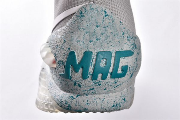 2023 new back to the future automatic laces air mag sneakers marty mcfly's led shoes back to the future glow in dark gray mcflys back t, Black
2023 new back to the future automatic laces air mag sneakers marty mcfly's led shoes back to the future glow in dark gray mcflys back t, Black