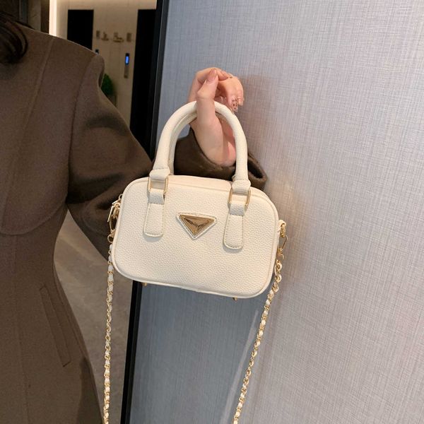 small bags 2022 new boston handbag chain one shoulder crossbody triangle mini women's bag
small bags 2022 new boston handbag chain one shoulder crossbody triangle mini women's bag