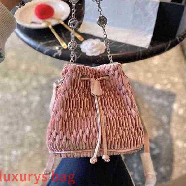 drawstring shoulder bags women bucket crossbody messenger classic embellishment handbag chain high capacity fashion designer lady wallet 222
drawstring shoulder bags women bucket crossbody messenger classic embellishment handbag chain high capacity fashion designer lady wallet 222