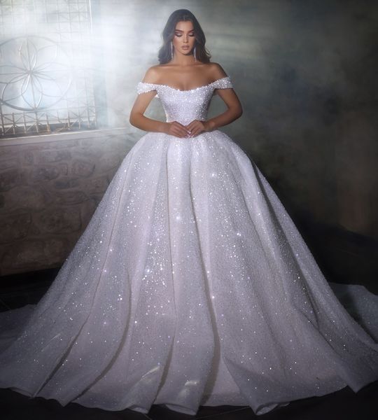 elegant dubai 2023 wedding dresses gorgeous bridal gowns ball gown beading crystal arabic vestido de noiva custom made, White
elegant dubai 2023 wedding dresses gorgeous bridal gowns ball gown beading crystal arabic vestido de noiva custom made, White