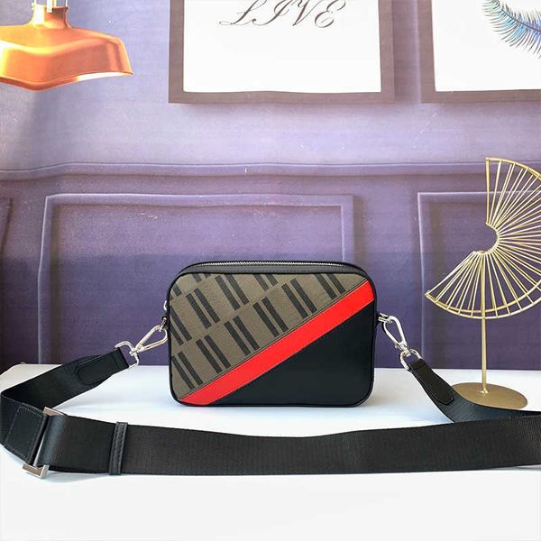 handbag designer bagman camera bag men handbag crossbody shoulder bags genuine leather purse clutch classic lettering removable wide strap h
handbag designer bagman camera bag men handbag crossbody shoulder bags genuine leather purse clutch classic lettering removable wide strap h