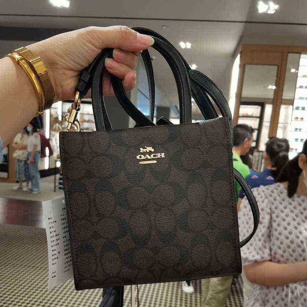 handbag designer luxury fashion women bag inclined coch shoulder bags cc versatile purses cochs totes large capacity saddle coal wallet 5aut
handbag designer luxury fashion women bag inclined coch shoulder bags cc versatile purses cochs totes large capacity saddle coal wallet 5aut