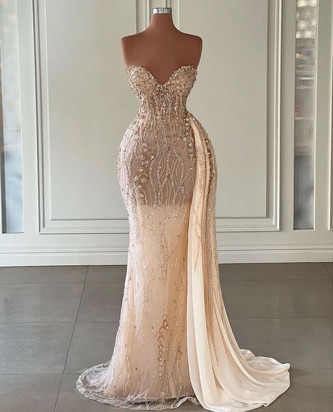 chamapgne prom dresses sleeveless strapless v neck appliques sequins beaded high waist 3d lace floor length evening gown, Black;red
chamapgne prom dresses sleeveless strapless v neck appliques sequins beaded high waist 3d lace floor length evening gown, Black;red