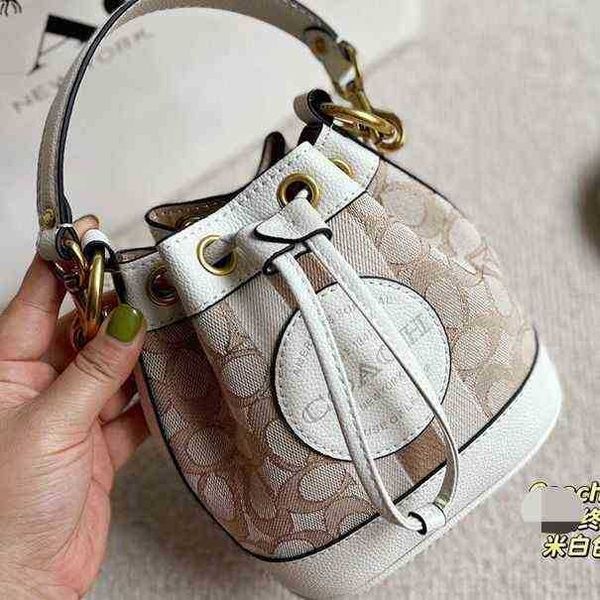 designer luxury women bag coch handbag fashion inclined shoulder bags cc versatile purses cochs totes large capacity saddle coal wallet 5at7
designer luxury women bag coch handbag fashion inclined shoulder bags cc versatile purses cochs totes large capacity saddle coal wallet 5at7