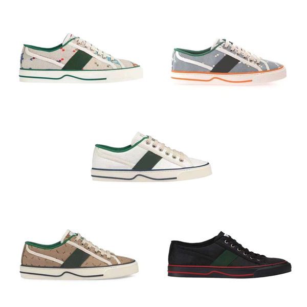 classic men's and women's casual shoes designer fashion flat pair sport sneakers size 35-45, Black
classic men's and women's casual shoes designer fashion flat pair sport sneakers size 35-45, Black