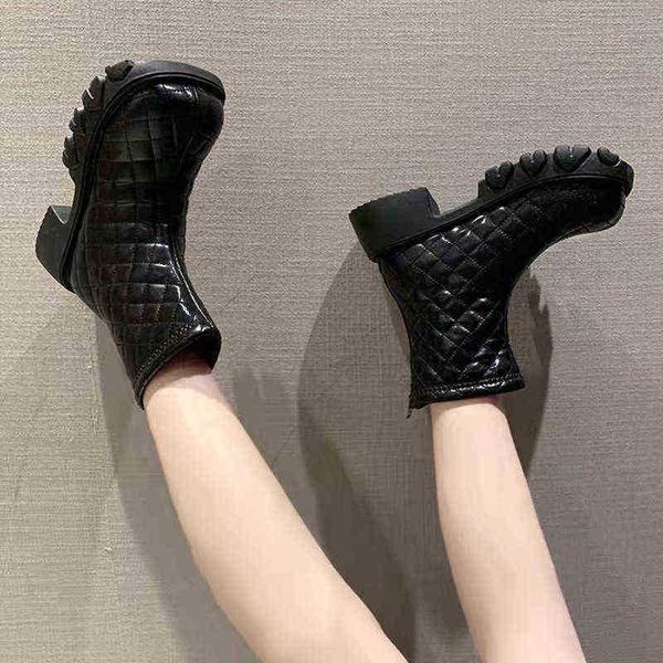 women boots martin boot 's 2022 autumn and winter new foam thick bottom down bre, Black
women boots martin boot 's 2022 autumn and winter new foam thick bottom down bre, Black