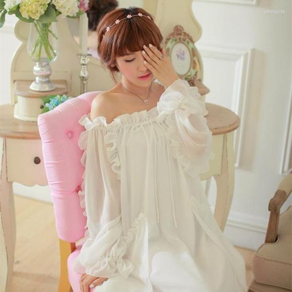 women's sleepwear women chiffon nightgown white long nightdress fashion nightclothes dress retro princess, Black;red
women's sleepwear women chiffon nightgown white long nightdress fashion nightclothes dress retro princess, Black;red