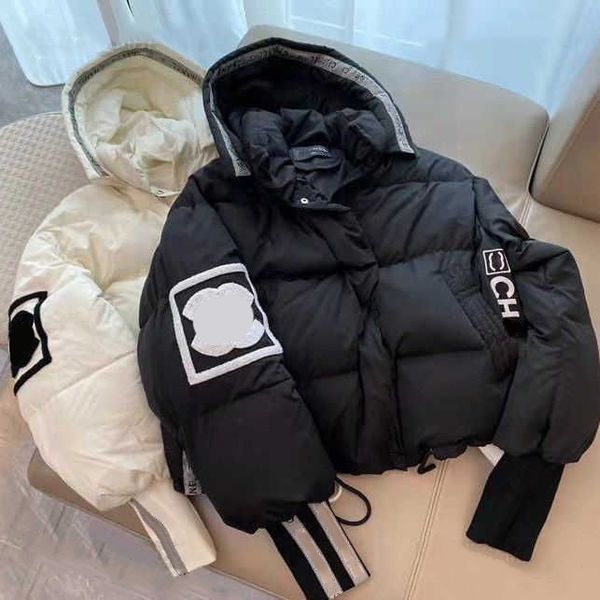 

Womans Designer Down Jacket Autumn and Winter Women Puffer Jackets Coat Embroidery C Lapel Hooded Zipper Casual Short Small Parka Giacca Windbreaker, Beige