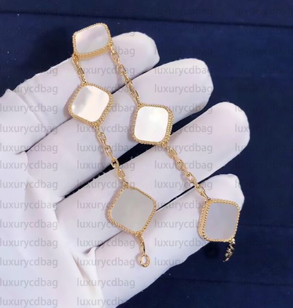 classic designer jewelry four leaf clover charm bracelets bangle chain 18k gold agate shell mother of pearl for women girl wedding mother�, Golden;silver
classic designer jewelry four leaf clover charm bracelets bangle chain 18k gold agate shell mother of pearl for women girl wedding mother�, Golden;silver