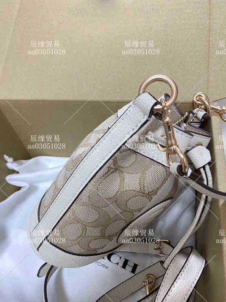 designer luxury women bag coch handbag fashion inclined shoulder bags cc versatile purses cochs totes large capacity saddle coal wallet 5a8k
designer luxury women bag coch handbag fashion inclined shoulder bags cc versatile purses cochs totes large capacity saddle coal wallet 5a8k