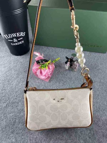 bag fashion designer coch handbag luxury inclined women shoulder bags cc versatile purses cochs totes large capacity saddle coal wallet 5ab4
bag fashion designer coch handbag luxury inclined women shoulder bags cc versatile purses cochs totes large capacity saddle coal wallet 5ab4
