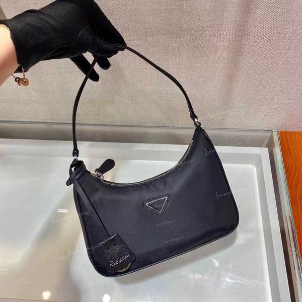 parachute hobo bag fashion tote crossbody designer underarm shoulder bags 9a fabric nylon quality luxury womens moon shaped middle wite
parachute hobo bag fashion tote crossbody designer underarm shoulder bags 9a fabric nylon quality luxury womens moon shaped middle wite