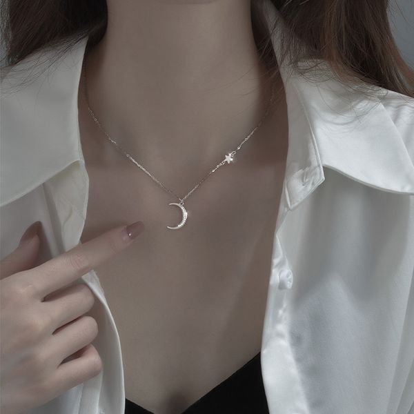 925 chain sterling silver moon pendant necklace woman simple clavicle chain shiny zircon collar gift for girls exquisite jewelry
925 chain sterling silver moon pendant necklace woman simple clavicle chain shiny zircon collar gift for girls exquisite jewelry