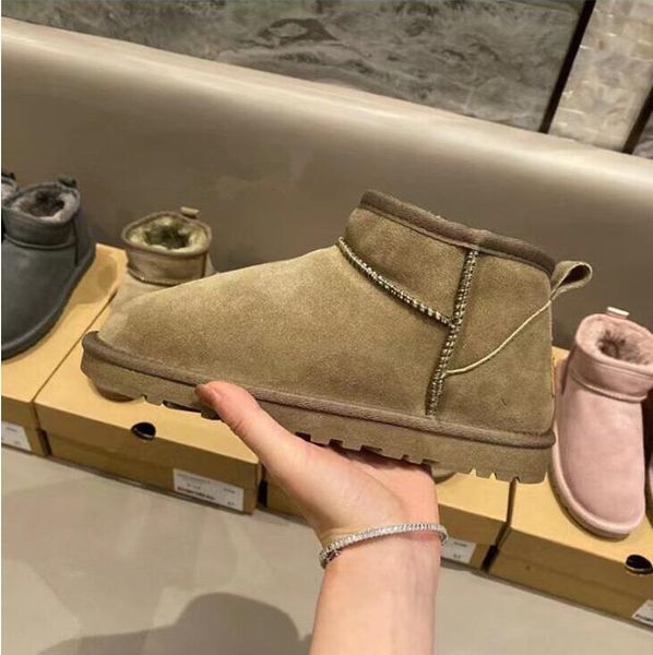 sell aus classic warm boots mini snow boot ankle bootss usa gs 585401 women 's kids booties slippers warm boots, Black
sell aus classic warm boots mini snow boot ankle bootss usa gs 585401 women 's kids booties slippers warm boots, Black