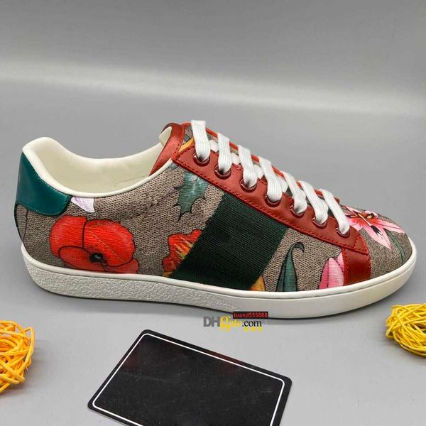 the latest fashion luxury designer shoes men's and women's trainers tiger bee snake casual shoe eal leather.88888
the latest fashion luxury designer shoes men's and women's trainers tiger bee snake casual shoe eal leather.88888
