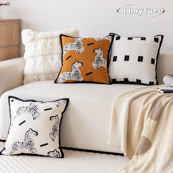 Pillow 45x45cm French Light Sofa Throw Pillows Cover Case Modern Minimalist Decoration Couch For Room Home Decor
