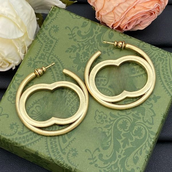 Luxurious Silver Letter Earrings High Quality Designer Earrings Letter Design Grand Style Gold and Silver Colors 925 Silver Studded Earrings
Luxurious Silver Letter Earrings High Quality Designer Earrings Letter Design Grand Style Gold and Silver Colors 925 Silver Studded Earrings