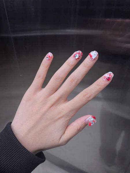 Handmade Press on Nails High end Red French Style with Cartoon Cats, Short Length, Skin-whitening, Cute Adorned with Heart shaped Rhinestones
Handmade Press on Nails High end Red French Style with Cartoon Cats, Short Length, Skin-whitening, Cute Adorned with Heart shaped Rhinestones