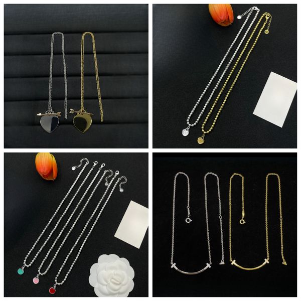 Designer Necklace Women's Heart-shaped Pendant Necklace Women's Stainless Steel Necklace Valentine's Day Party Gift A Variety of Options Are Available 
Designer Necklace Women's Heart-shaped Pendant Necklace Women's Stainless Steel Necklace Valentine's Day Party Gift A Variety of Options Are Available