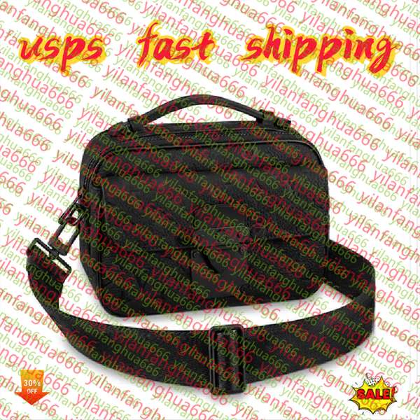 Luxurys Designer bags men 3pcs Mens Totes Bag Handbags Purses Fashion Handbags Men Leather TRIO Messenger Bags Luxury Shoulder Bag Make up B, Fuchsia
Luxurys Designer bags men 3pcs Mens Totes Bag Handbags Purses Fashion Handbags Men Leather TRIO Messenger Bags Luxury Shoulder Bag Make up B, Fuchsia