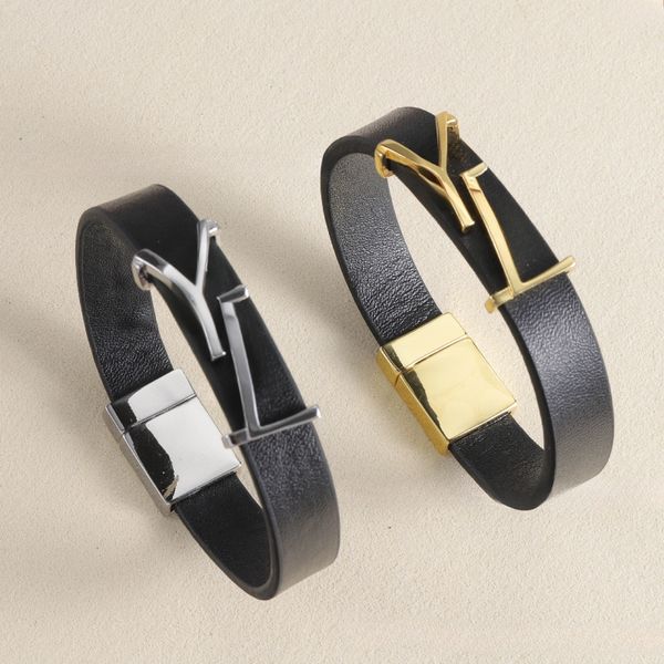 Designer Leather Bracelet Luxurious Leather Rope Bracelet Leather-metal Wristbands Gift Box Set High-quality Genuine Leather Handcrafted
Designer Leather Bracelet Luxurious Leather Rope Bracelet Leather-metal Wristbands Gift Box Set High-quality Genuine Leather Handcrafted