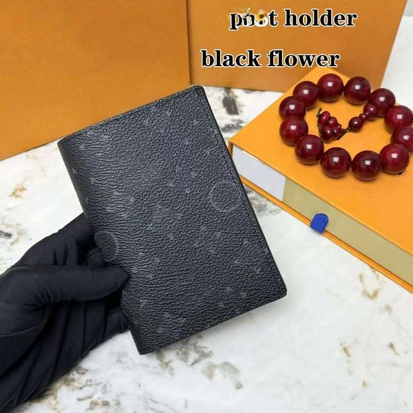 Passport holder designer for men high quality fashion luxury Classic passport card package checkbook leather passport cover with box