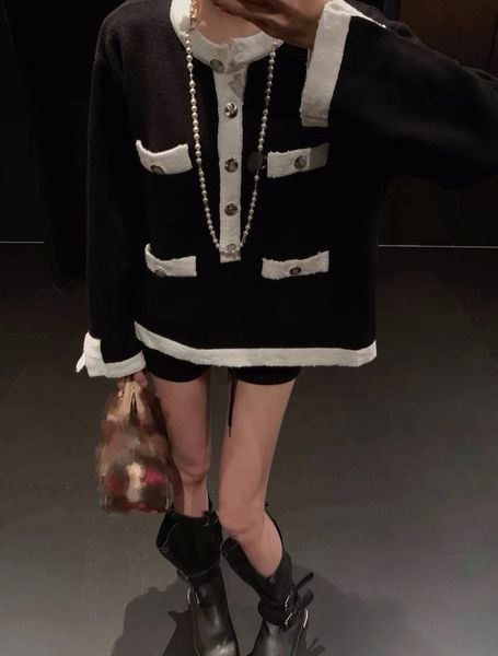 Women's sweater jacket, knitted sweater, top designer 1:1 design, loose fit, slim and tall, luxurious and elegant temperament, Black1
Women's sweater jacket, knitted sweater, top designer 1:1 design, loose fit, slim and tall, luxurious and elegant temperament, Black1