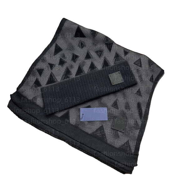 Designer Scarf Bean…